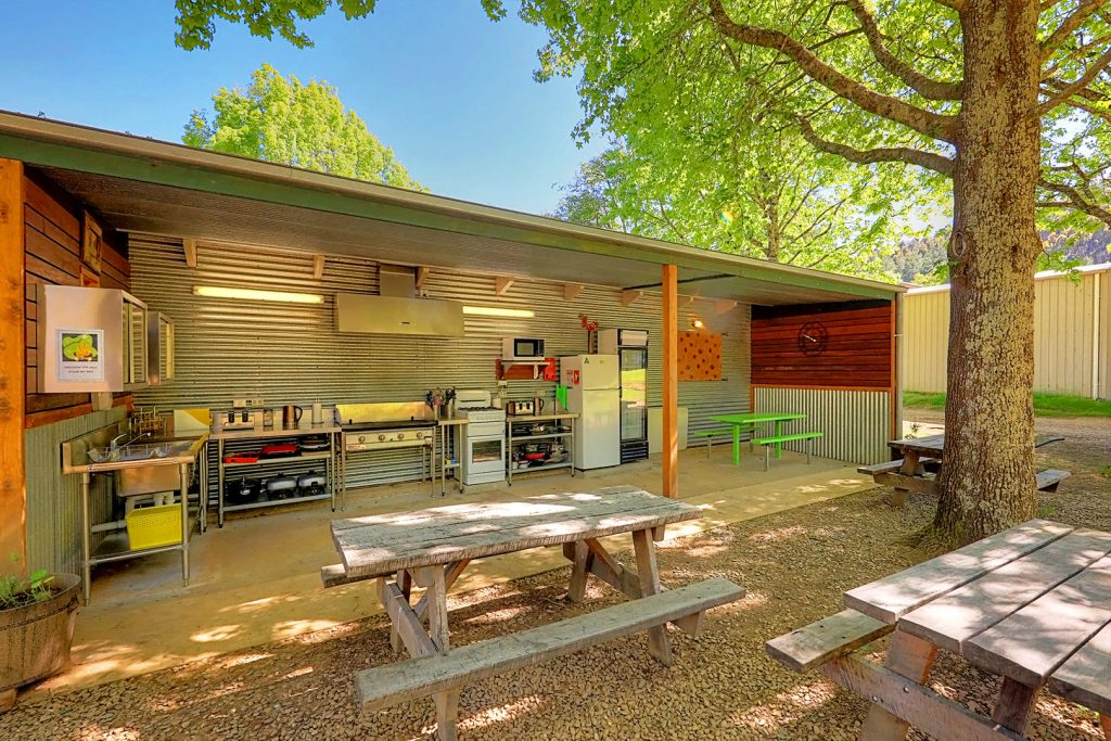 01-bright-valley-holiday-park-camp-kitchen Bright Porepunkah Holiday Park, Unpowered caravan and camping site at Bright Valley Holiday Park in Porepunkah, Grassy Area, Plenty of Shade, Camp Kitchen, Great Amenities