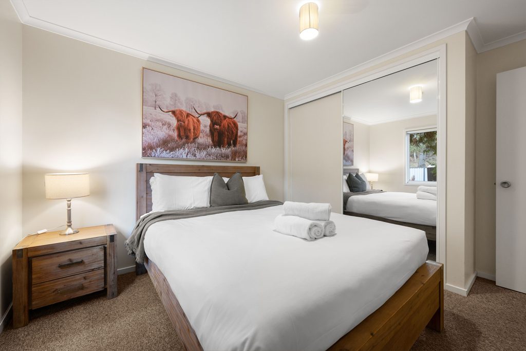 05-bright-valley-holiday-park-buffalo-view-3brm Bright Porepunkah Holiday Park, Porepunkah, Alpine Area, Mount Buffalo, 3 Bedroom Accommodation, Buffalo View, Holiday Home