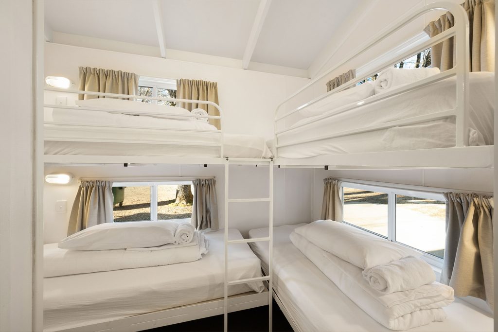 10-bright-valley-holiday-park-poolside-villa-2brm Bright Porepunkah Holiday Park, Porepunkah, Alpine Area, Mount Buffalo, Ovens River, 3 Bedroom Accommodation, Poolside Villa, Accomodation in Bright Victoria