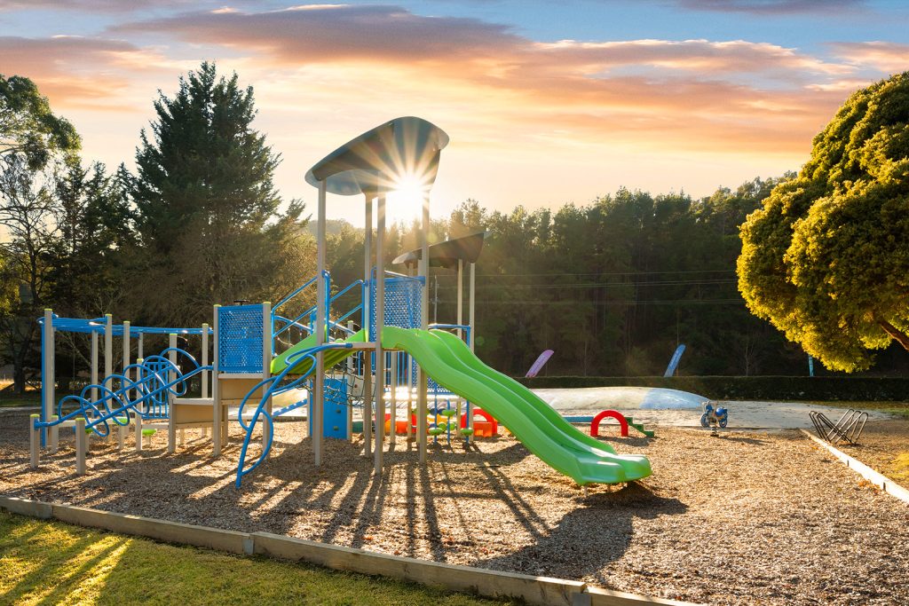 02-bright-valley-holiday-park-adventure-playground Bright Porepunkah Holiday Park, Porepunkah, BIG 4, Adventure Playground