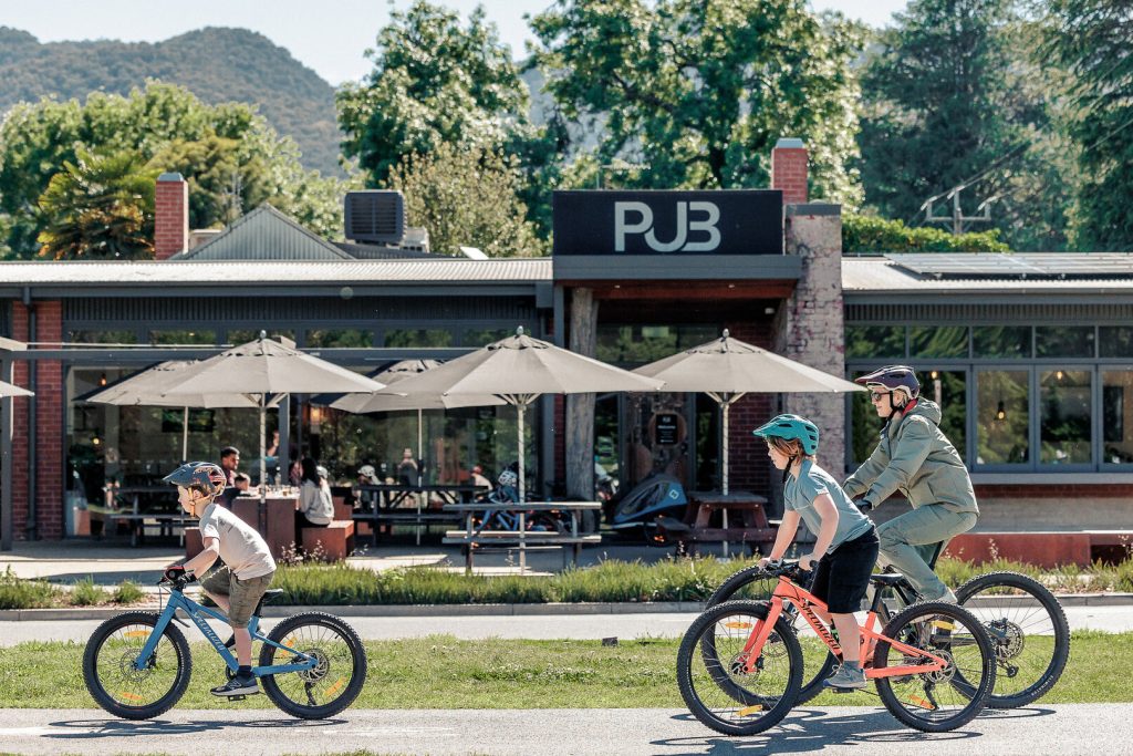 BVHP-Rail-Trail-Bike-Ride-02 Bright Porepunkah Holiday Park, BIG4, Cycling, Bike Rides, High Country Rail Trail